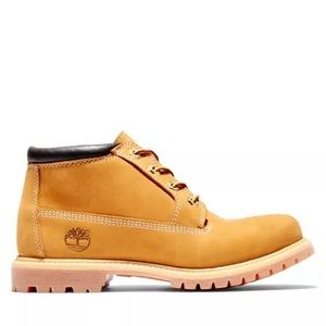 Timberland NWT! BRAND NEW! Waterproof Nellie Wheat Booties 7.5 Women